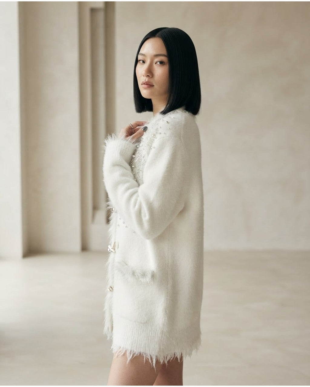 Ella | Elegant Cardigan for Autumn/Winter - Side View