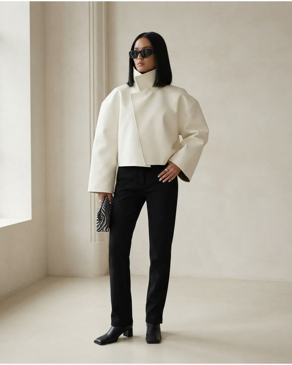 Ella | Elegant Jacket for Autumn/Winter - Front View
