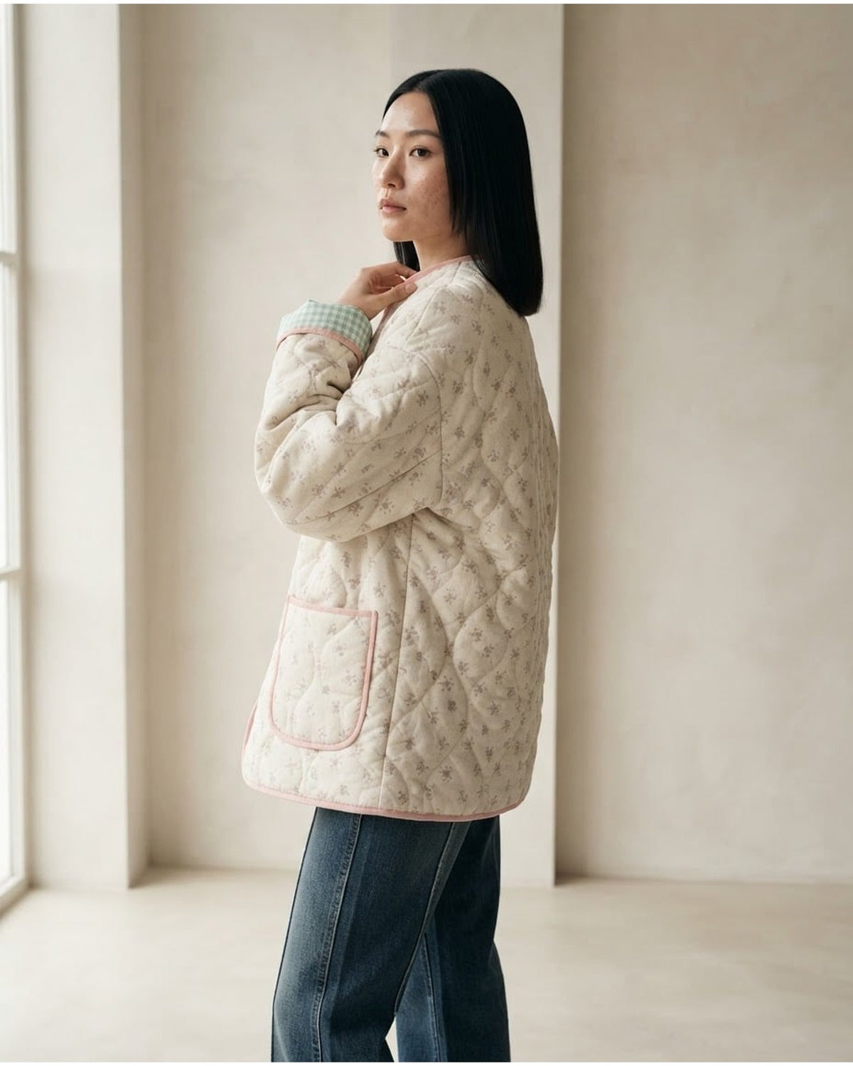 Ella | Elegant Quilted Jacket for Autumn/Winter - Side View