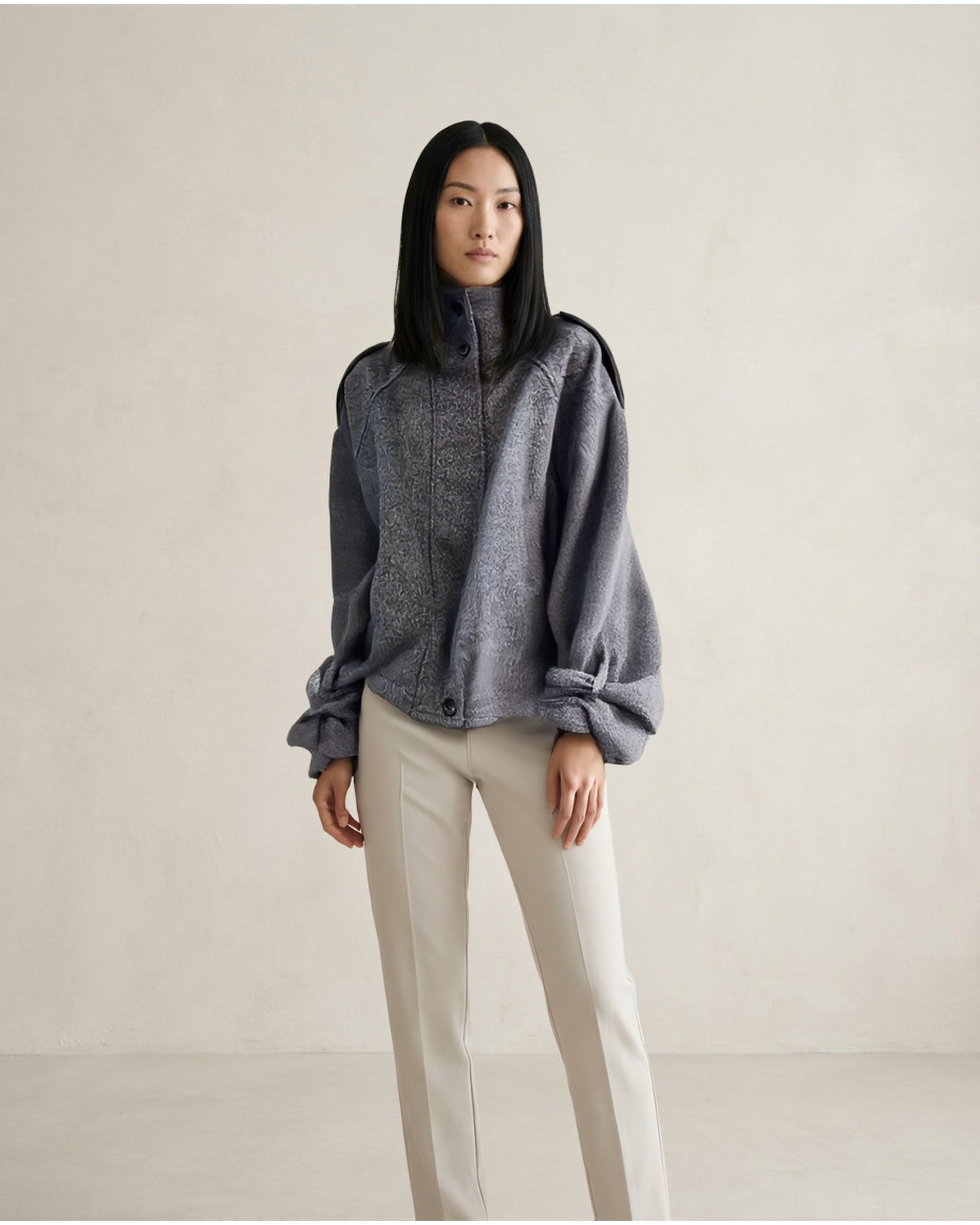 Ella | Refined Wool Coat for Autumn/Winter | Part 2 — Three-Quarter