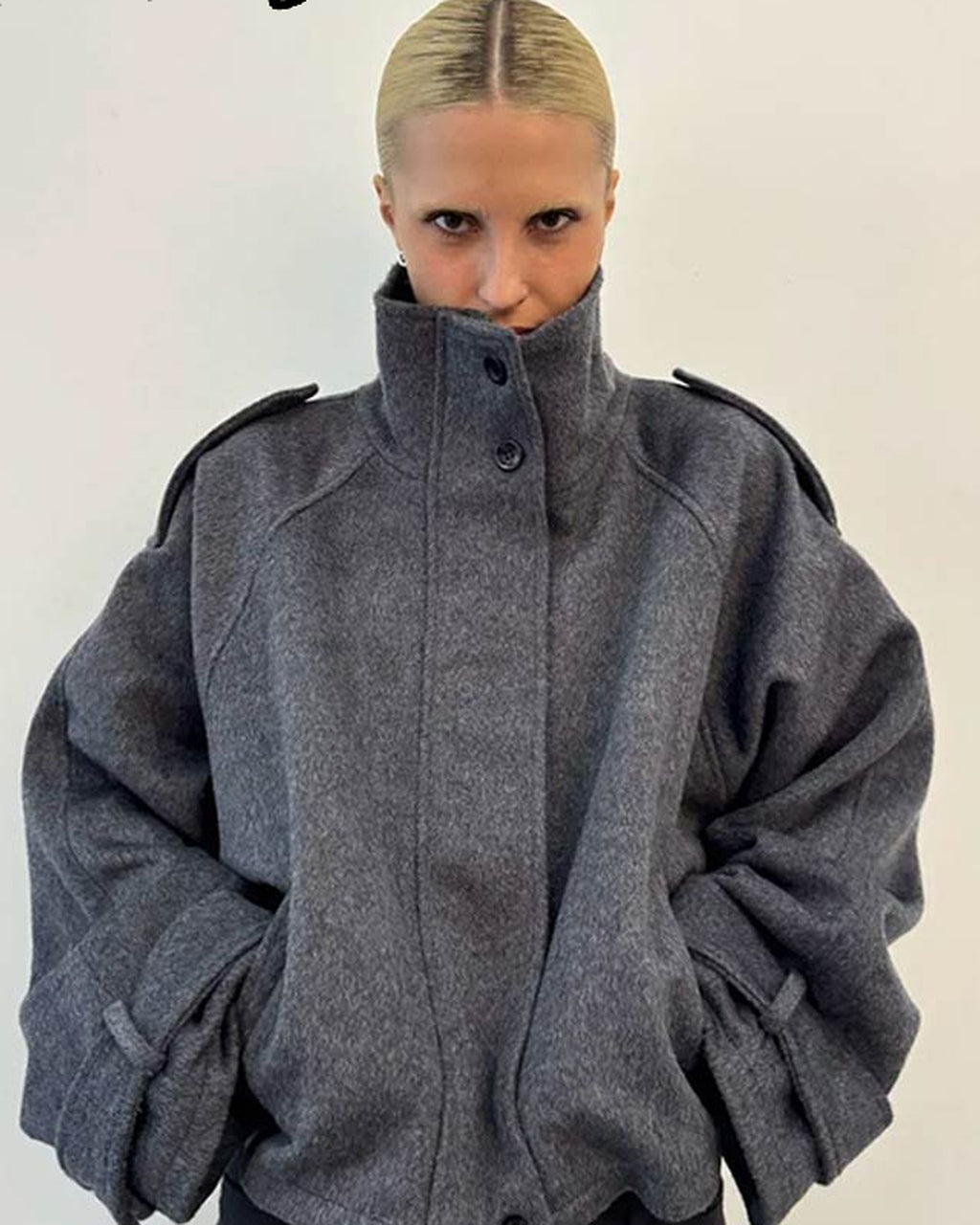 Ella | Refined Wool Coat for Autumn/Winter | Part 3 — Product Detail