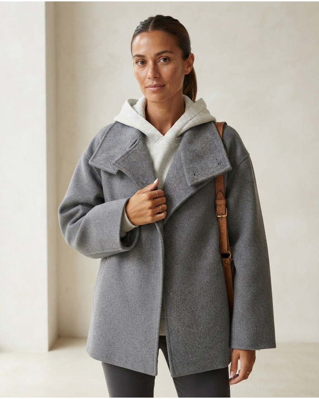Freya | Elegant Wool-Blend Coat for Winter - Front View