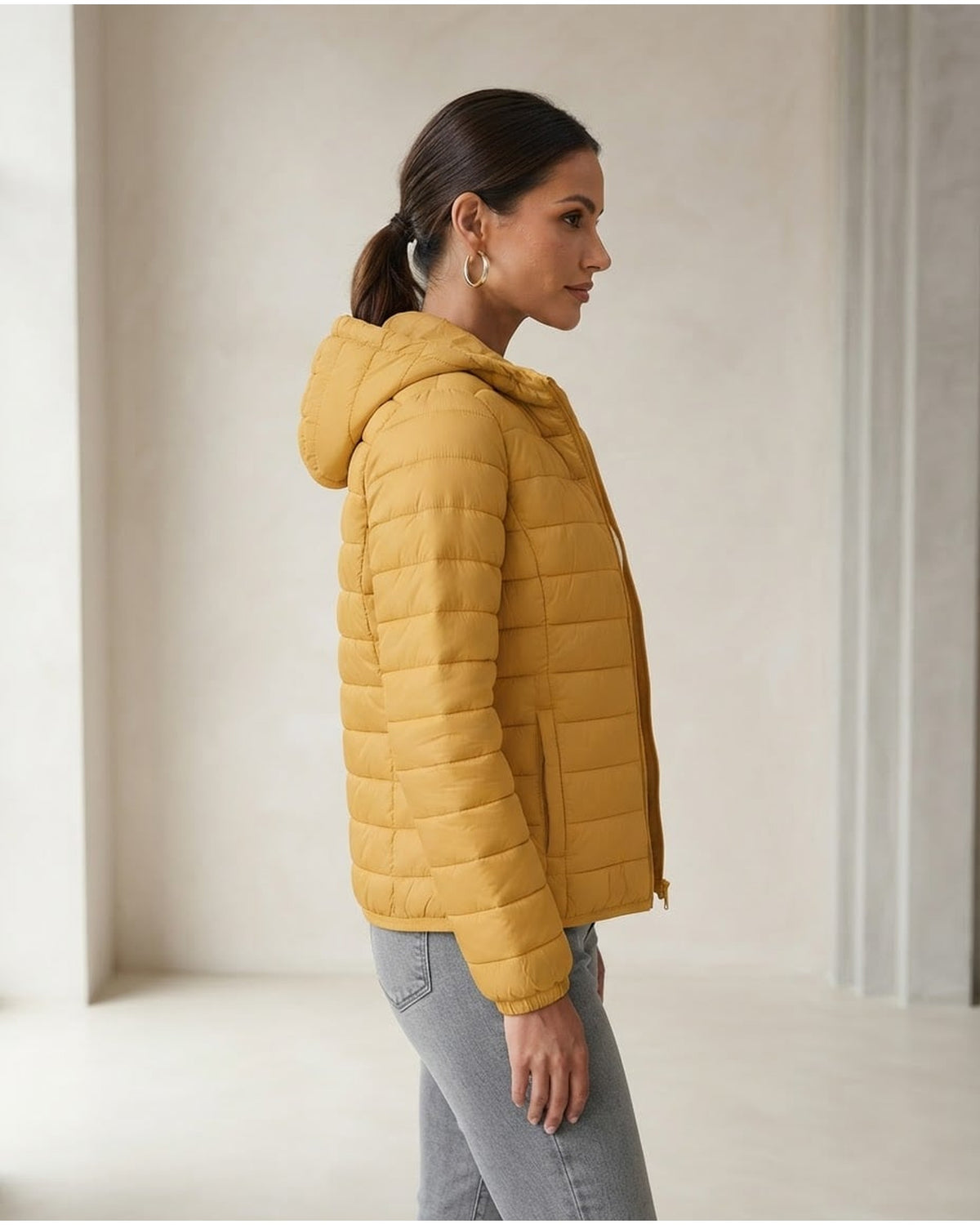 Freya | Refined Puffer Jacket for Autumn/Winter - Side View