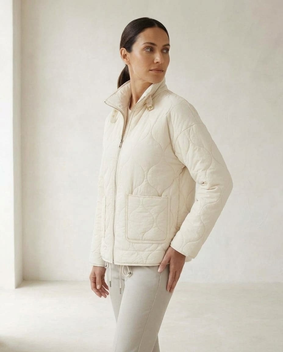 Freya | Refined Quilted Coat for Autumn/Winter — side | Maison Perigee