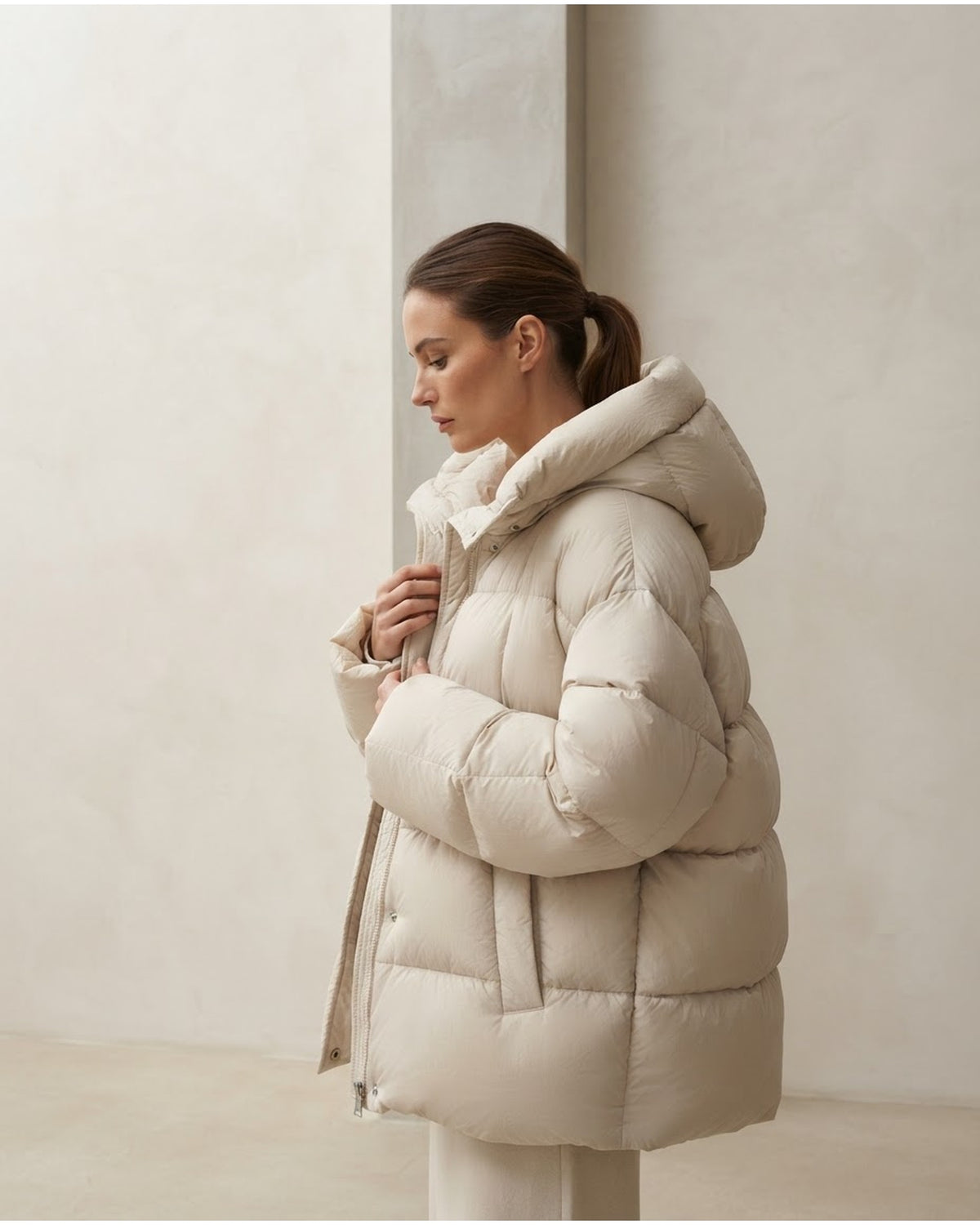 Freya | Sophisticated Hooded Puffer Coat for Winter - Side View