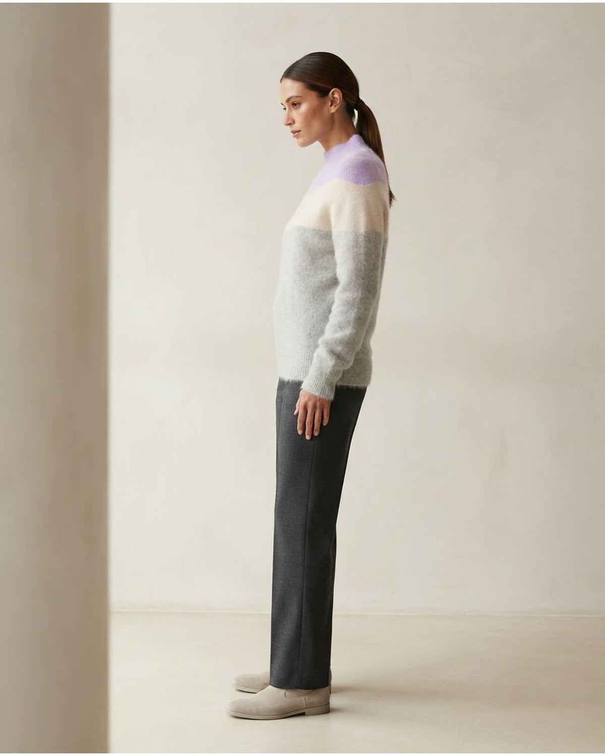 Freya | Timeless Brushed Knit Sweater for Autumn/Winter - Side View
