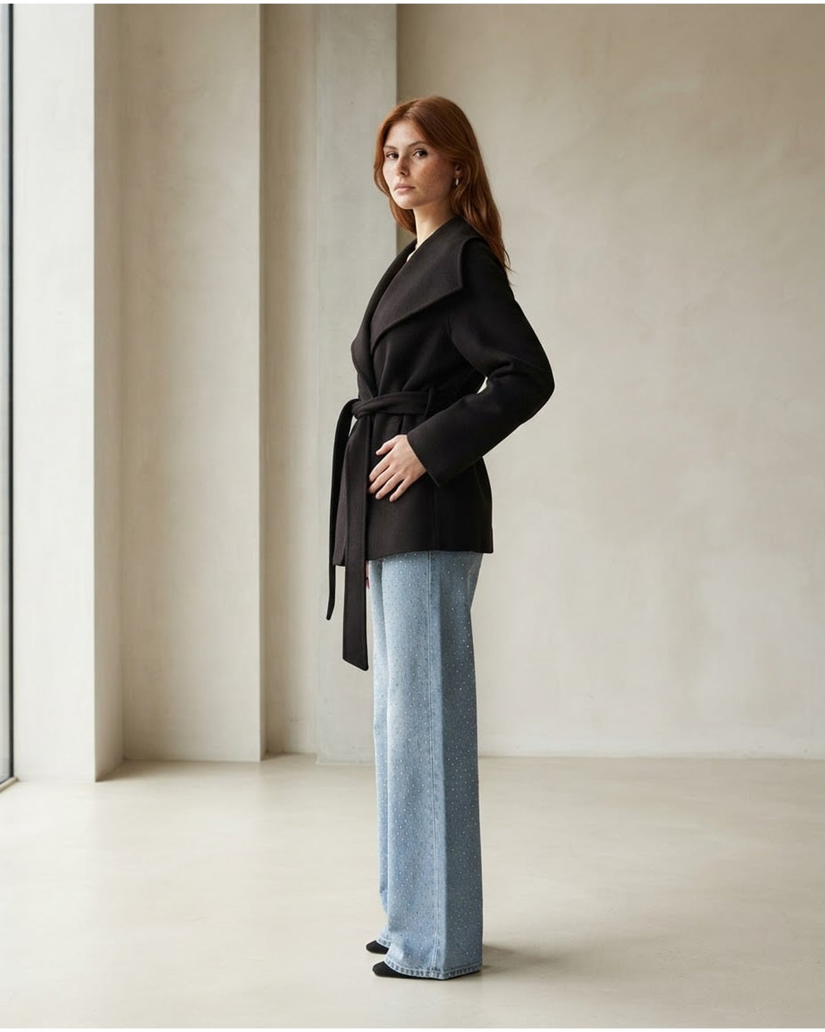 Isla | Timeless Belted Coat for Winter - Side View