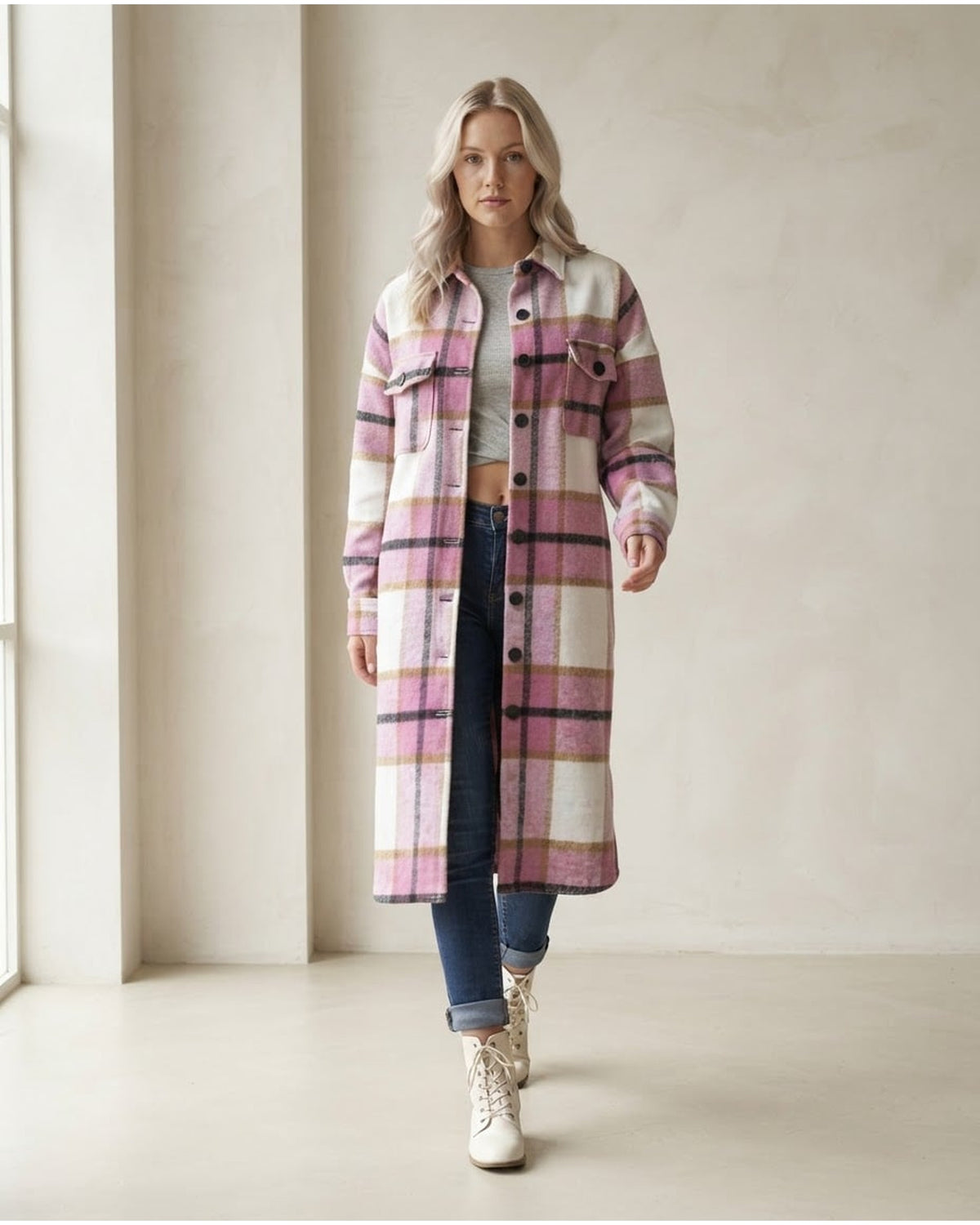 Lily | Elegant Plaid Coat for Winter - Front View