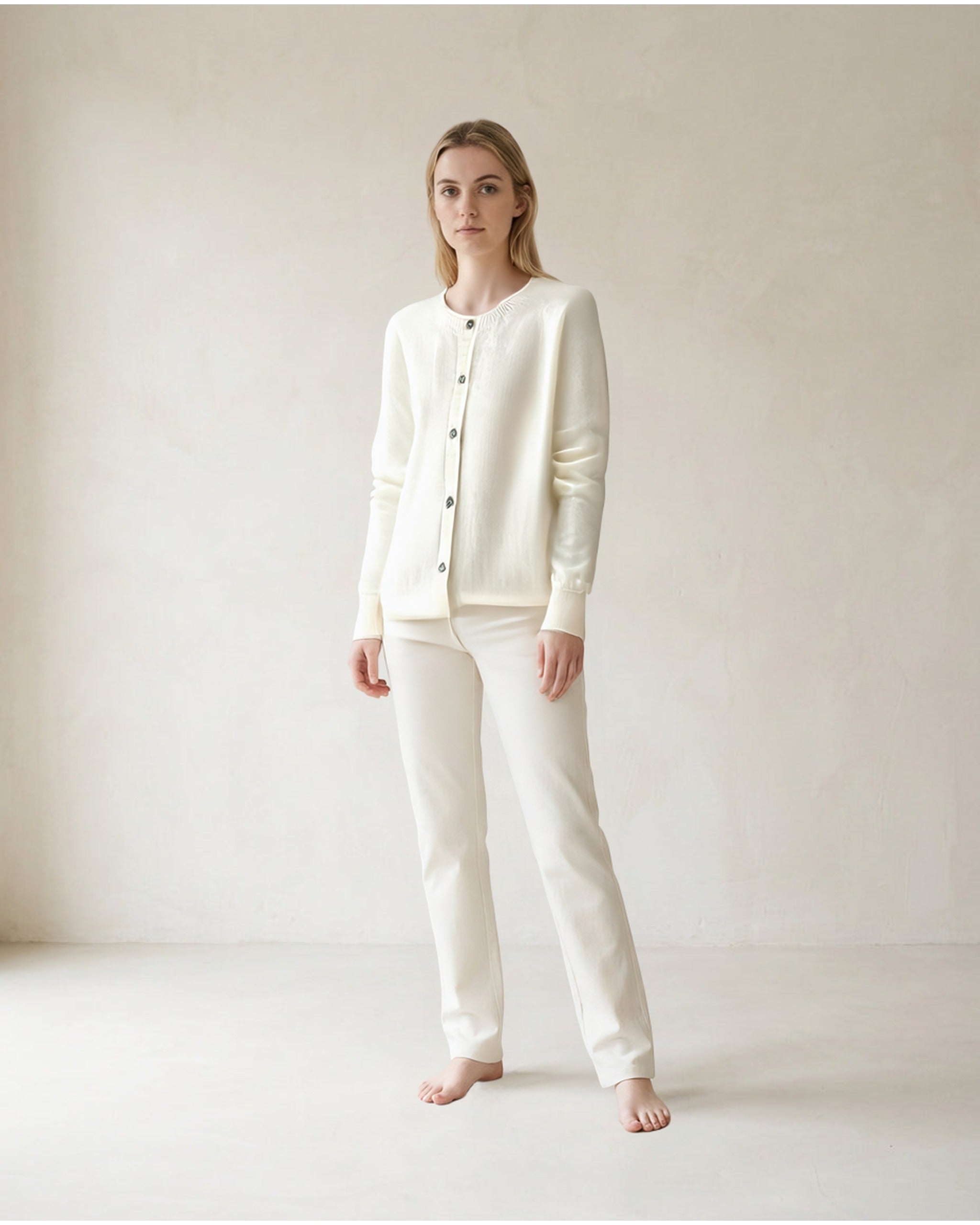 Lily | Refined Merino Cardigan for Autumn/Winter | Part 2 — Three-Quarter