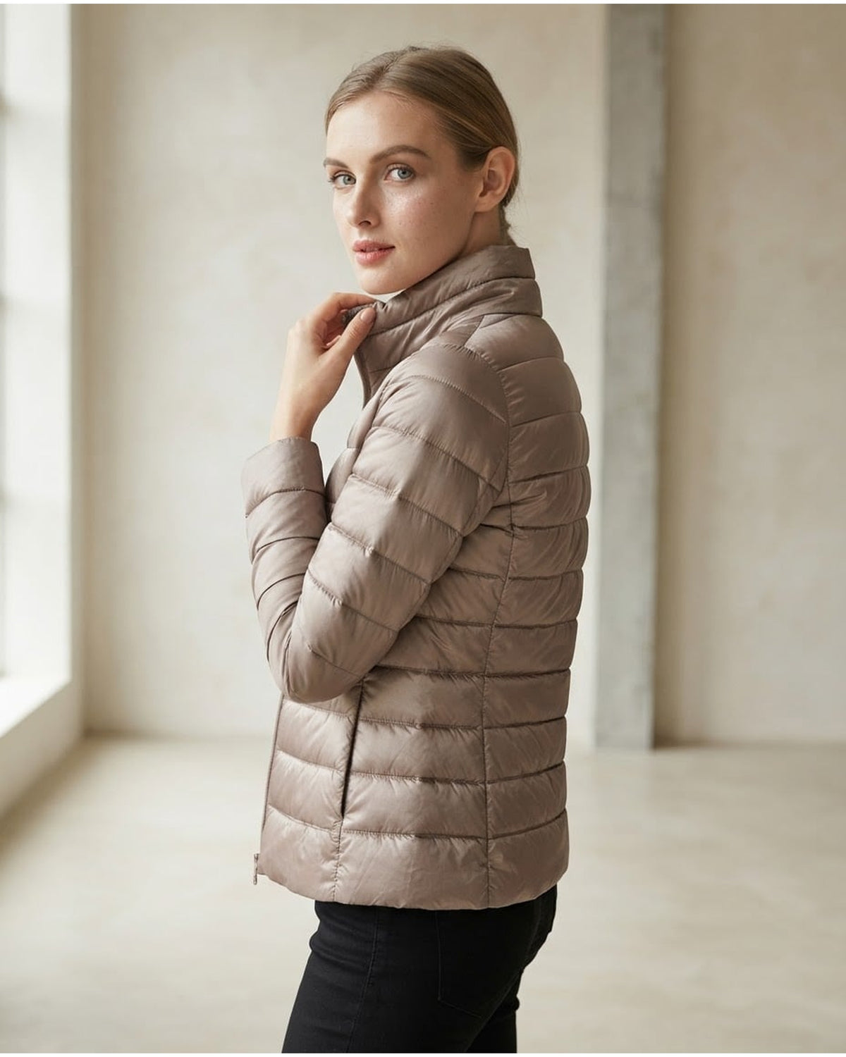 Lily | Refined Puffer Coat for Autumn/Winter - Side View