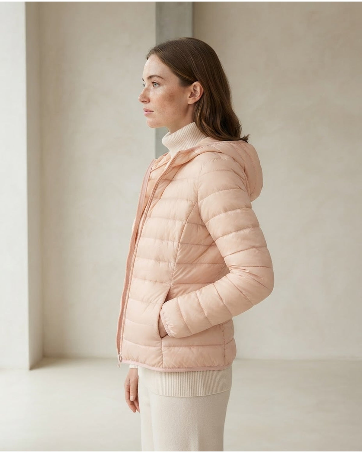 Sophie | Effortless Puffer Jacket for Autumn/Winter - Side View