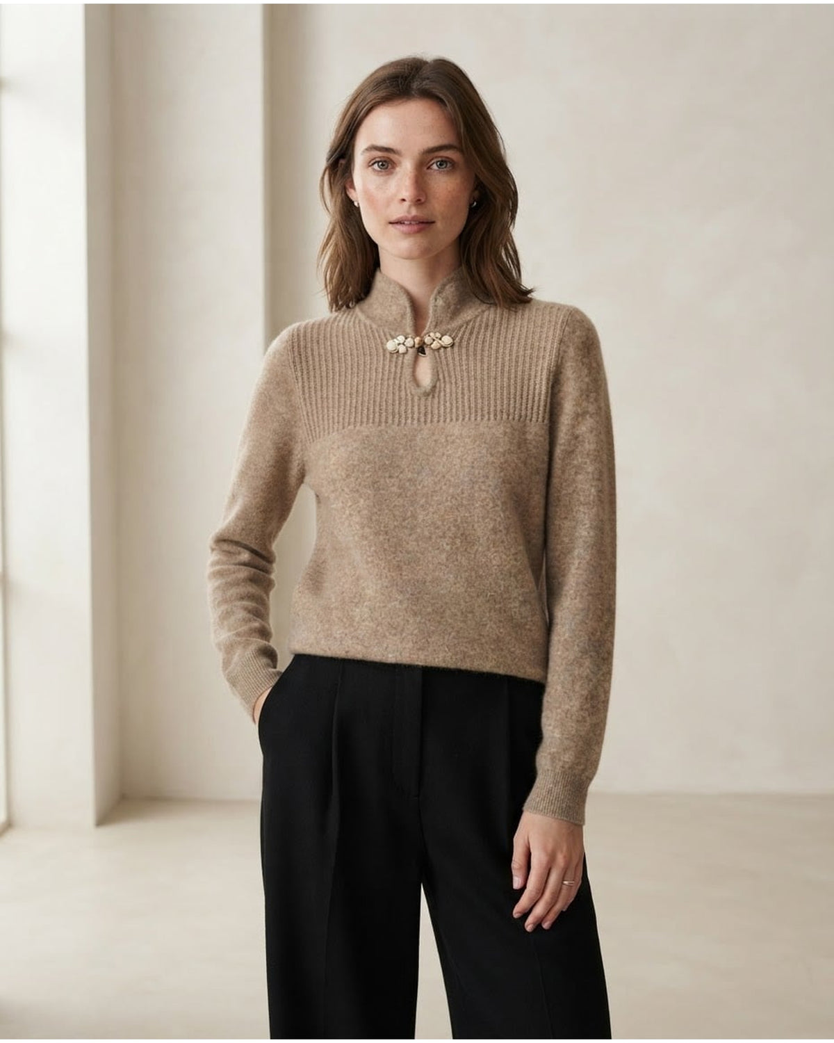 Sophie | Elegant Knit Sweater for Autumn/Winter - Front View