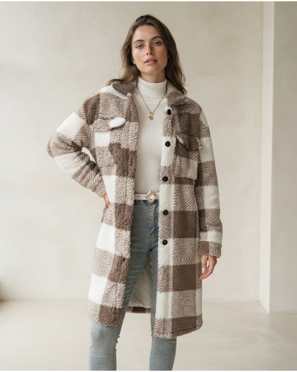 Sophie | Elegant Teddy Coat for Winter - Front View
