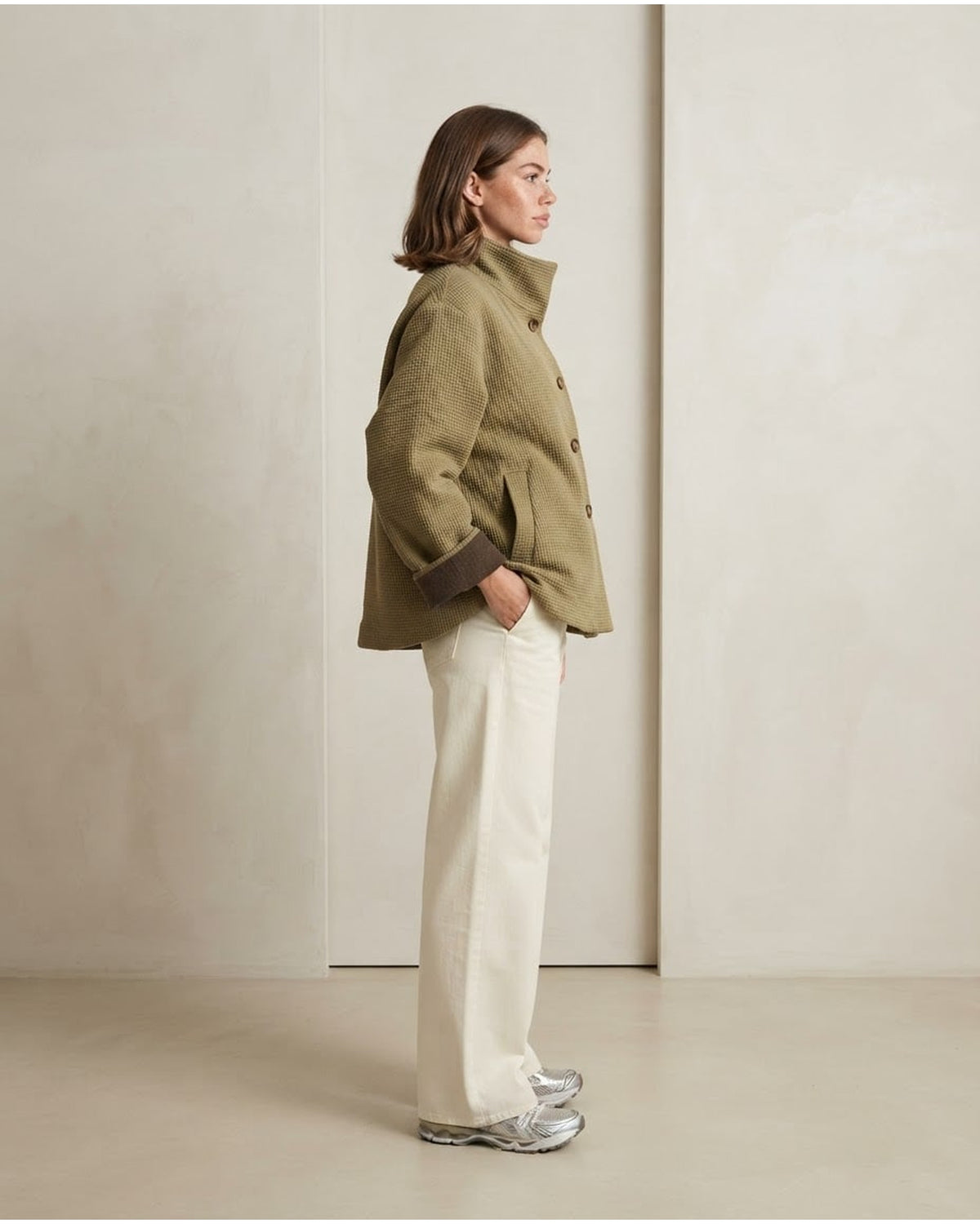 Sophie | Timeless Jacket for Autumn/Winter - Side View