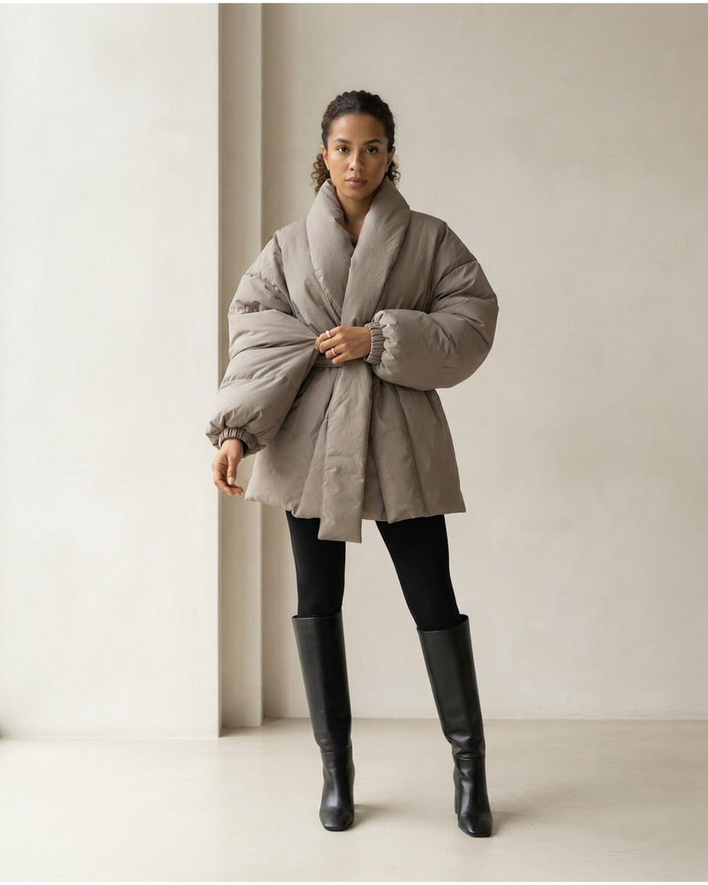 Zara | Elegant Puffer Jacket for Winter - Front View